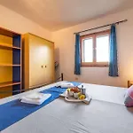 Cozy 150m From Pittulongu Apartment