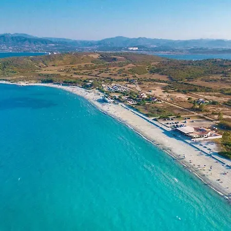 Cozy 150m From Pittulongu Appartamento Olbia